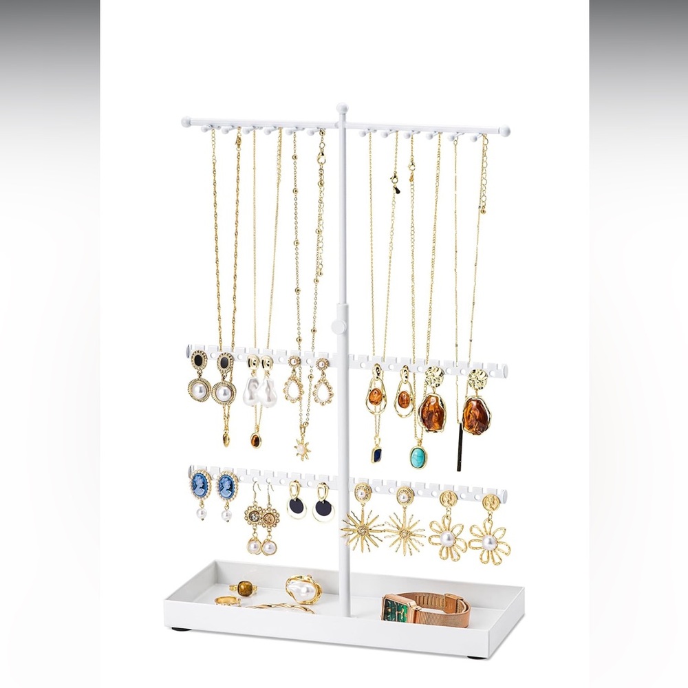 NWT Jewelry Organizer 3 tier stand